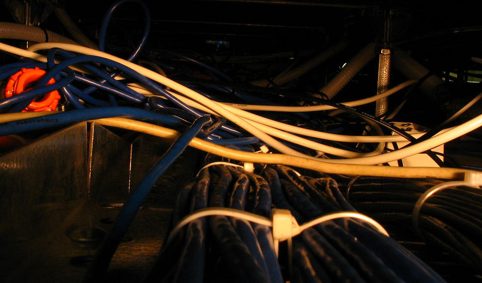 Cables. Foto: Scootie (CC BY-SA 2.0)